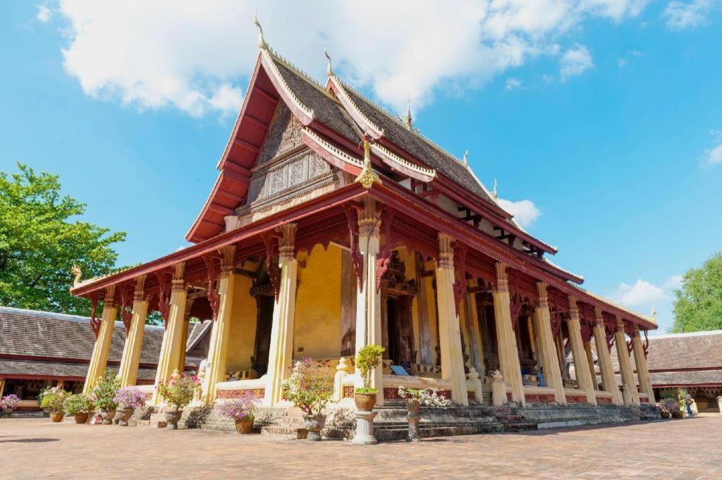 Souvanna 2 Hotel Vientiane Buitenkant foto