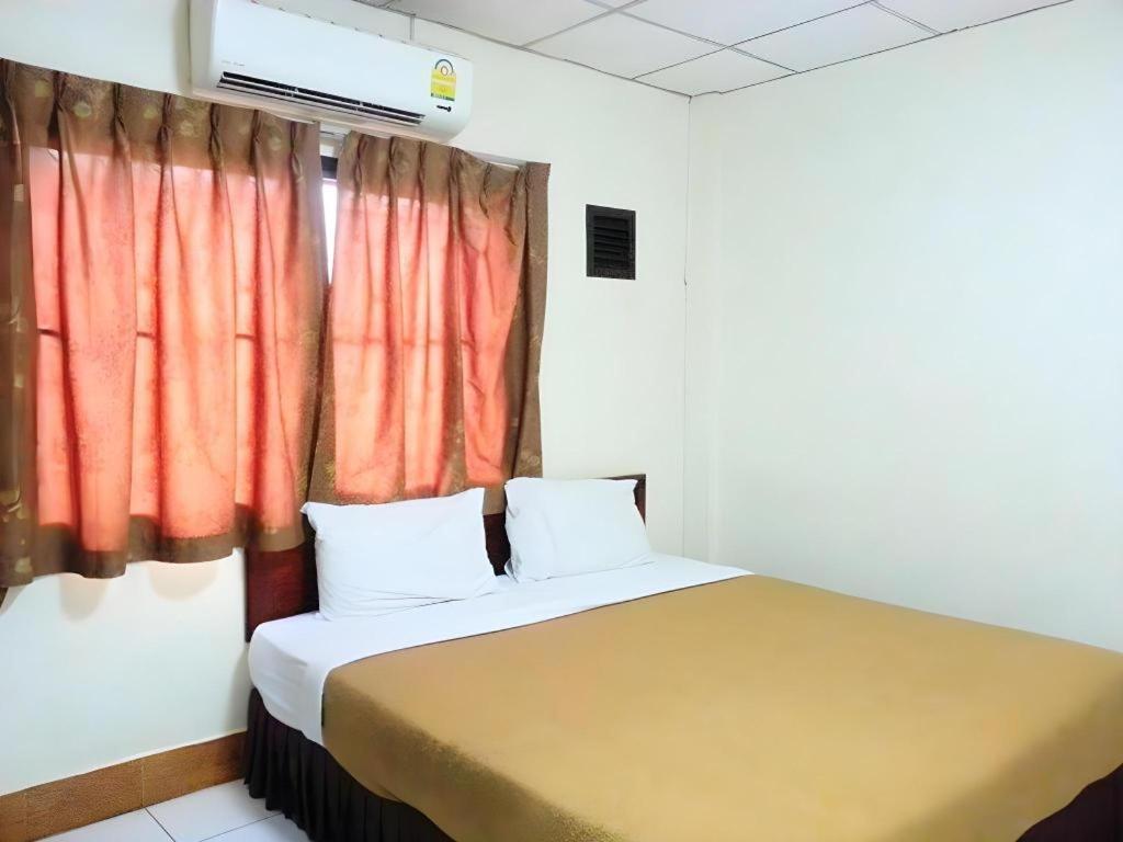 Souvanna 2 Hotel Vientiane Buitenkant foto