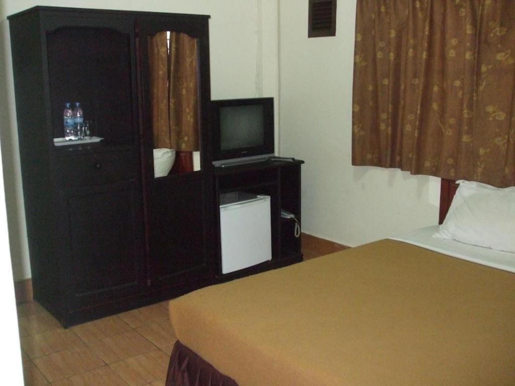 Souvanna 2 Hotel Vientiane Buitenkant foto