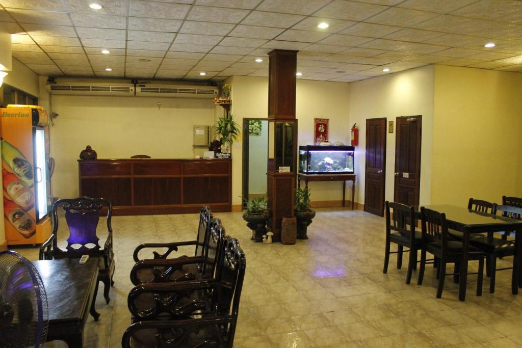 Souvanna 2 Hotel Vientiane Buitenkant foto